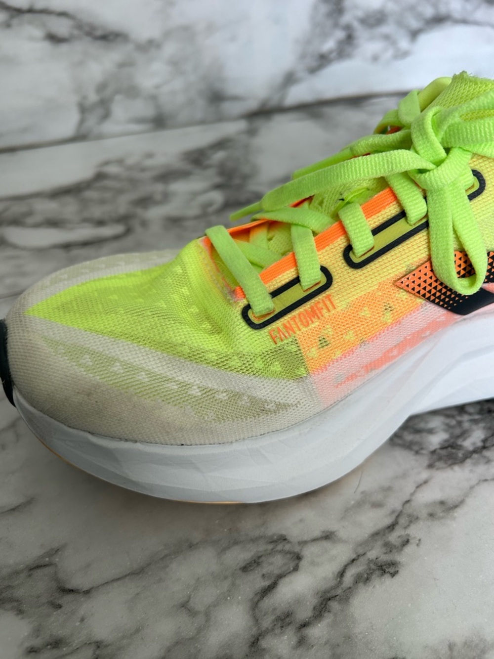 New Balance | women’s size 7.5 Fuelcell Fuel Cell Rebel V4 running tennis shoes - Picture 12 of 15